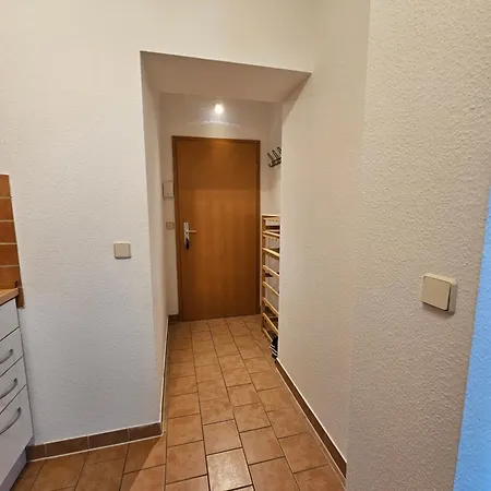 City-close - King Bed & Free Garage דירה *