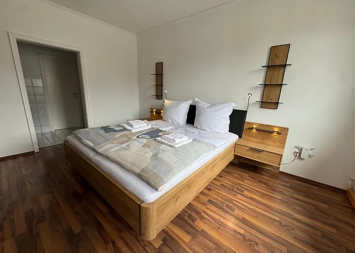 Apartmán City-close - King Bed & Free Garage *