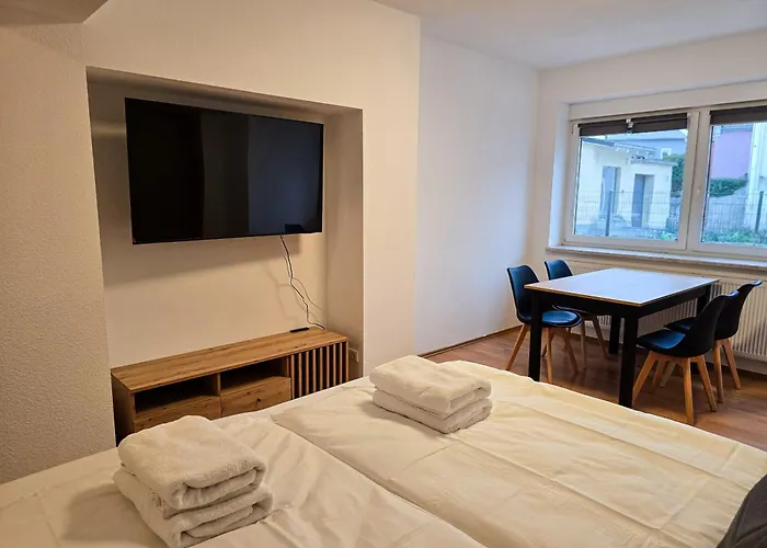 City-close - King Bed & Free Garage Apartmán Bayreuth