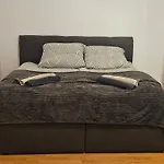 City-close - King Bed & Free Garage Bayreuth
