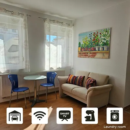 Apartment City-close - King Bed & Free Garage *