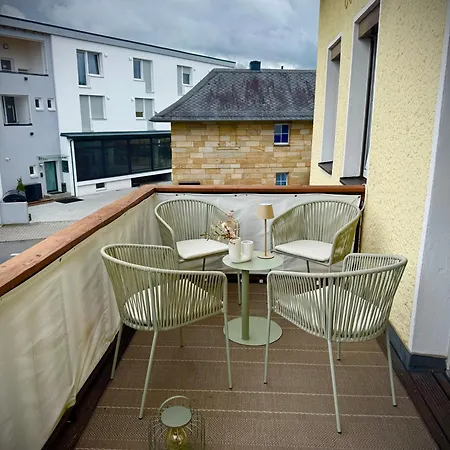 Apartmán City-close - King Bed & Free Garage Bayreuth